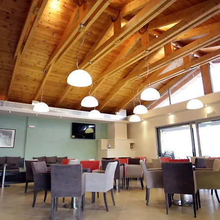 Cavos Fokidos Chiliadou (Fokida)