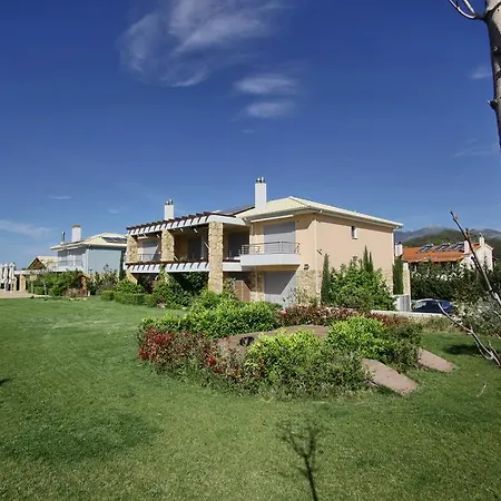 Cavos Fokidos Chiliadou (Fokida)