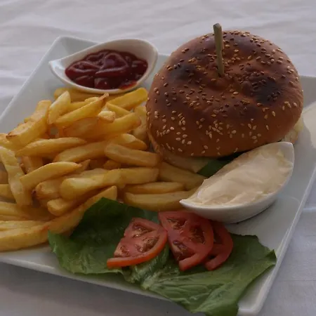 Cavos Fokidos Chiliadou (Fokida)